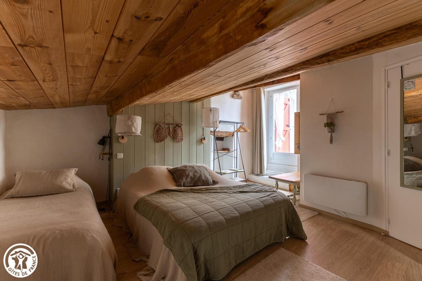 Appartamento Le Logis D'Hestia Billom Camera foto