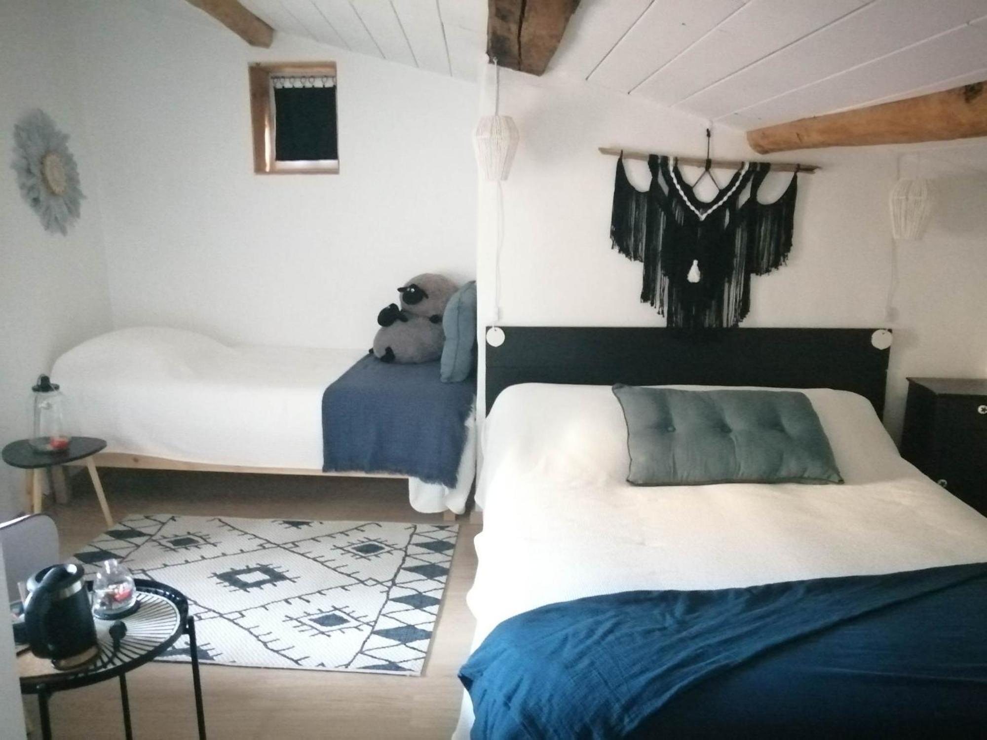 Appartamento Le Logis D'Hestia Billom Camera foto